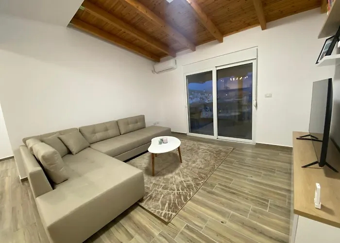 Skyview Haven Apartment *